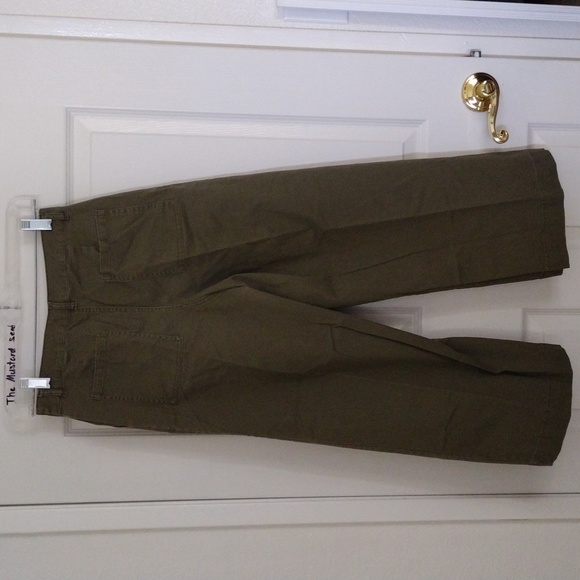 Women's Army Green Crop Jean Pants ❤️ - Picture 4 of 5